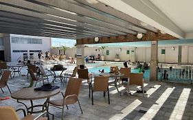 Piazza diRoma com acesso ao Acqua Park em Caldas Novas